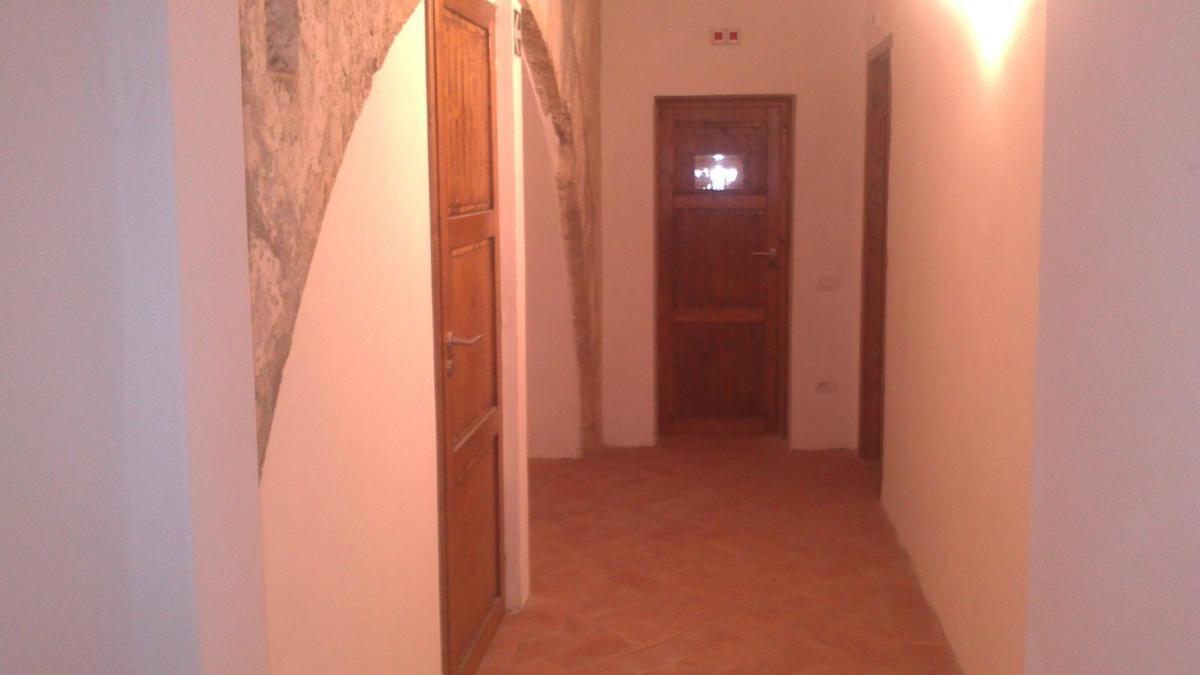 Hostal Badia Алтопашо Екстериор снимка
